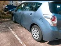 Gebraucht Toyota Verso 147 PS (108 kW) 2009 Blau Van / Kleinbus