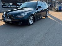 Gebraucht BMW 525 197 PS (144 kW) 2009 Schwarz Kombi