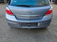 Gebraucht Opel Astra 105 PS (77 kW) 2005 Blau Kleinwagen