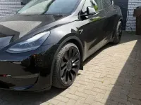 Second-hand Tesla Model Y Performance 320 kW (436 CP) 2023 Negru SUV