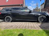 Gebraucht Mercedes E220 170 PS (125 kW) 2010 Schwarz Kombi