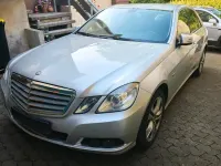 Gebraucht Mercedes E220 170 PS (125 kW) 2009 Silber Limousine