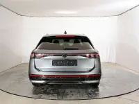 Gebraucht VW Passat R-line 265 PS (194 kW) 2026 Grau Kombi