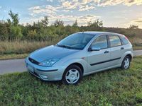 Gebraucht Ford Focus Finesse 75 PS (55 kW) 2002 Silber Limousine