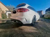 Gebraucht Mercedes C220 AMG line 194 PS (142 kW) 2019 Weiß Limousine