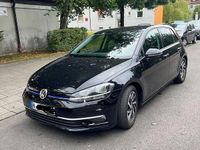 Gebraucht VW Golf VII Join 131 PS (96 kW) 2018 Limousine