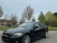 Gebraucht BMW 318 143 PS (105 kW) 2010 Schwarz Limousine