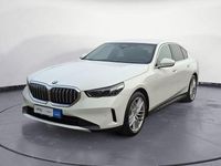 Gebraucht BMW 540 Sport Line 286 PS (210 kW) 2024 Alpinweiss iii Limousine