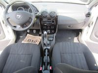 Gebraucht Dacia Duster Lauréate 105 PS (77 kW) 2010 Weiß SUV