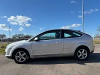Gebraucht Ford Focus 101 PS (74 kW) 2006 Silber Limousine
