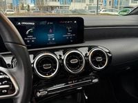 Gebraucht Mercedes CLA180 136 PS (100 kW) 2020 Weiß Limousine
