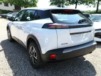 Neu Peugeot 2008 Style 101 PS (74 kW) 2026 Okenite weiß metallic SUV
