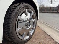 Gebraucht VW Beetle Karmann 105 PS (77 kW) 2015 Weiß Kleinwagen