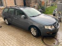 Usado VW Passat 110 HP (80 kW) 2010 Cinzento Carrinha