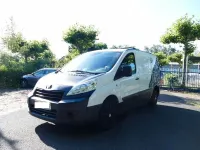 Gebraucht Peugeot Expert 128 PS (94 kW) 2015 Weiß Van
