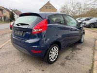Gebraucht Ford Fiesta 60 PS (44 kW) 2010 Blau Kleinwagen