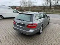 Gebraucht Mercedes E200 Elegance 184 PS (135 kW) 2010 Silber Limousine