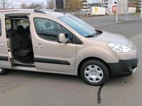 Gebraucht Peugeot Partner Tepee Tendance 111 PS (81 kW) 2011 Gold Van / Kleinbus