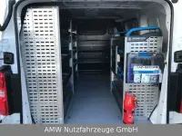 Second-hand Opel Vivaro Edition 2021 Alb Monovolum
