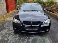 Gebraucht BMW 318 143 PS (105 kW) 2008 Schwarz Kombi