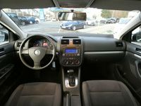 gebraucht VW Jetta 1.6 Automatik Comfortline Klima SHZ PDC