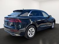 Gebraucht Audi Q8 Ambiente 381 PS (280 kW) 2021 Schwarz SUV