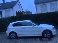 Gebraucht BMW 116 Performance 136 PS (100 kW) 2007 Weiß Kleinwagen