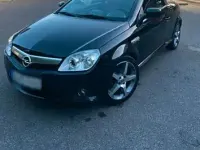 Gebraucht Opel Tigra 90 PS (66 kW) 2008 Schwarz Cabrio