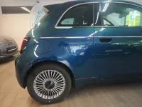 Gebraucht Fiat 500e Comfort 86 kW (118 PS) 2023 Grün Kleinwagen