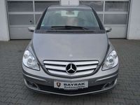 gebraucht Mercedes B150 *Bi-XENON*NAVI*KLIMA*SHZ*Sportpaket*Klima*