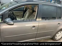 Gebraucht VW Touran 140 PS (102 kW) 2011 Grau Van / Kleinbus