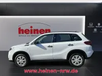 Gebraucht Suzuki Vitara Club 129 PS (94 kW) 2021 Pearl cool white SUV