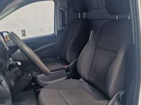 Gebraucht Mercedes Vito 114 PS (83 kW) 2016 Arktikweiss Van