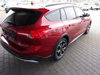 Usata Ford Focus Active 125 CV (91 kW) 2019 Rosso Station wagon