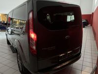 gebraucht Ford Tourneo Custom 320 L2H1 VA Autm. Titanium