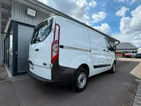 Gebraucht Ford Transit Custom 101 PS (74 kW) 2015 Frostweiß Van / Kleinbus