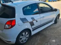 Gebraucht Renault Clio GT 128 PS (94 kW) 2009 Weiß Kleinwagen