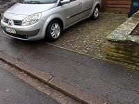 Gebraucht Renault Grand Scénic II 135 PS (99 kW) 2005 Silber Van / Kleinbus