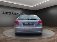 Gebraucht Audi A3 Attraction 102 PS (75 kW) 2007 Akoya silver Limousine