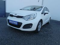 Gebraucht Kia Rio FIFA World Cup Edition 109 PS (80 kW) 2015 Weiß Kleinwagen