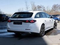 Gebraucht Mercedes E300 Avantgarde 313 PS (230 kW) 2024 Weiss polarweiß Kombi