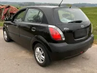 Gebraucht Kia Rio 84 PS (61 kW) 2005 Schwarz Kleinwagen