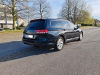 Gebraucht VW Passat 150 PS (110 kW) 2019 Schwarz Kombi
