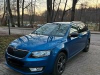 Gebraucht Skoda Octavia 140 PS (102 kW) 2015 Blau Kleinwagen