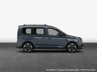 Gebraucht Ford Tourneo Titanium 114 PS (83 kW) 2023 Grau Kombi