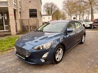 Gebraucht Ford Focus Cool & Connect 101 PS (74 kW) 2021 Blau Limousine