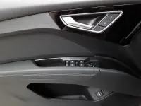 Gebraucht Audi Q4 e-tron Ambiente 150 kW (204 PS) 2023 Taifungrau metallic SUV