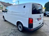 Gebraucht VW Transporter 150 PS (110 kW) 2018 Weiß Van