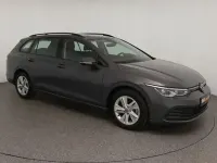 Gebraucht VW Golf VIII Life 131 PS (96 kW) 2024 Grau Kombi