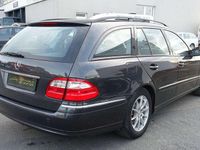 Gebraucht Mercedes E320 204 PS (150 kW) 2004 Tektitgrau Kombi
